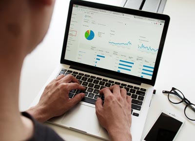 webcast stats and analytics on a laptop